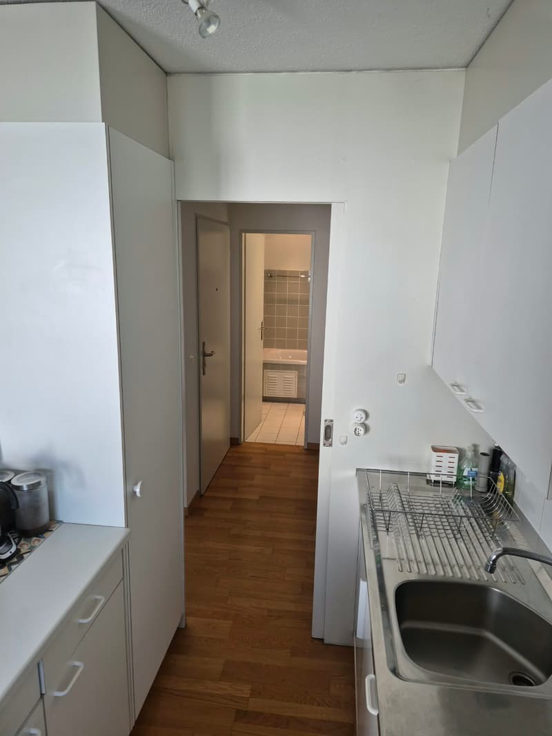 Helle 1.5-Zimmer-Wohnung mit Balkon an der Breichtenstrasse 11 in 3074 Muri b. Bern (8)