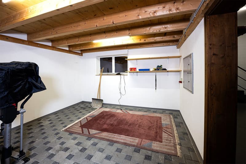 Modern 5.5-room single-family house with pool and dream view in Wohlen (31)