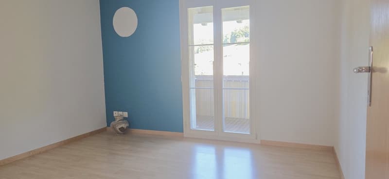 Gepflegte 5.5-Zimmer-Wohnung mit Balkon und schöner Aussicht in Zurzach-Böbikon (8)