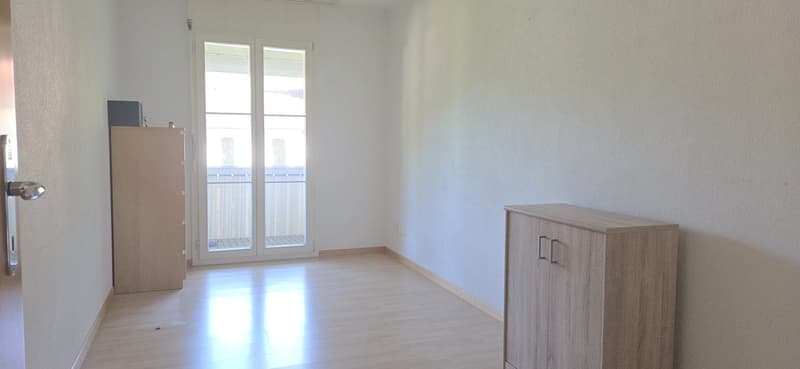 Gepflegte 5.5-Zimmer-Wohnung mit Balkon und schöner Aussicht in Zurzach-Böbikon (9)