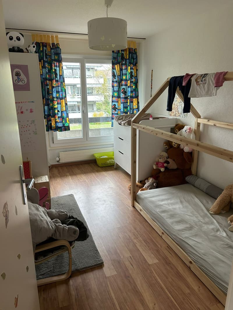 Sunny 4.5-room apartment in Studen BE (4)