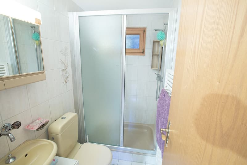 Dusche, WC, Lavabo UG