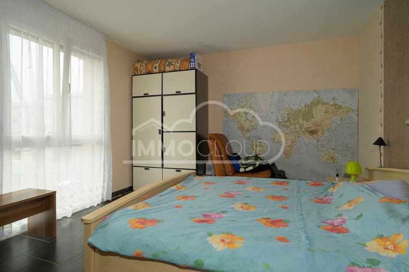 Space and comfort in a privileged environment (8)