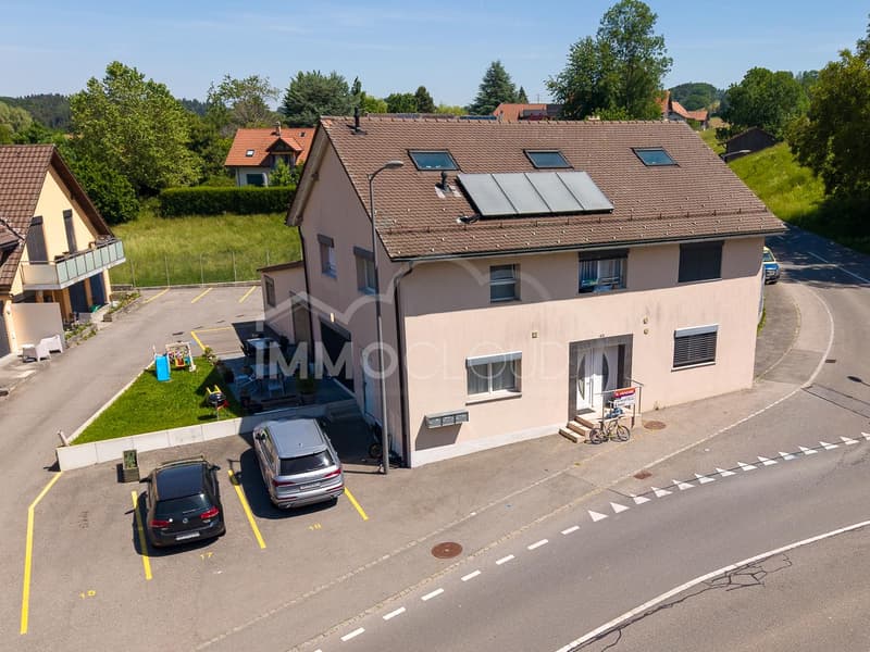 Immeuble de rendement rénové avec réserve de développement (6)
