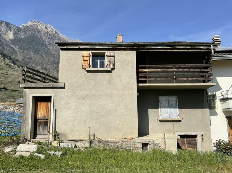 Beautiful renovated mazot of 5.5 rooms in the Commune of Fully (5)