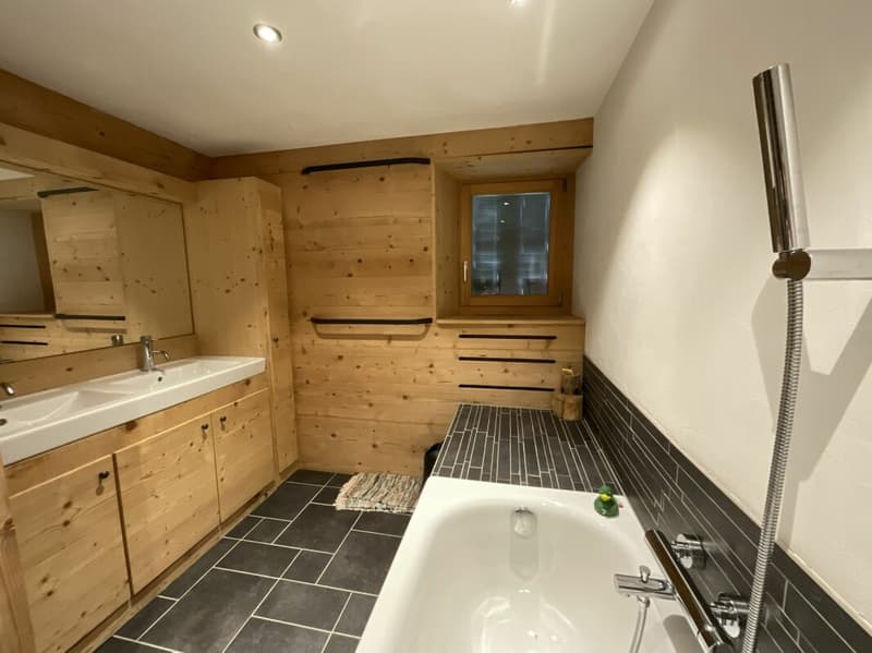 Village house with two separate apartments (26)