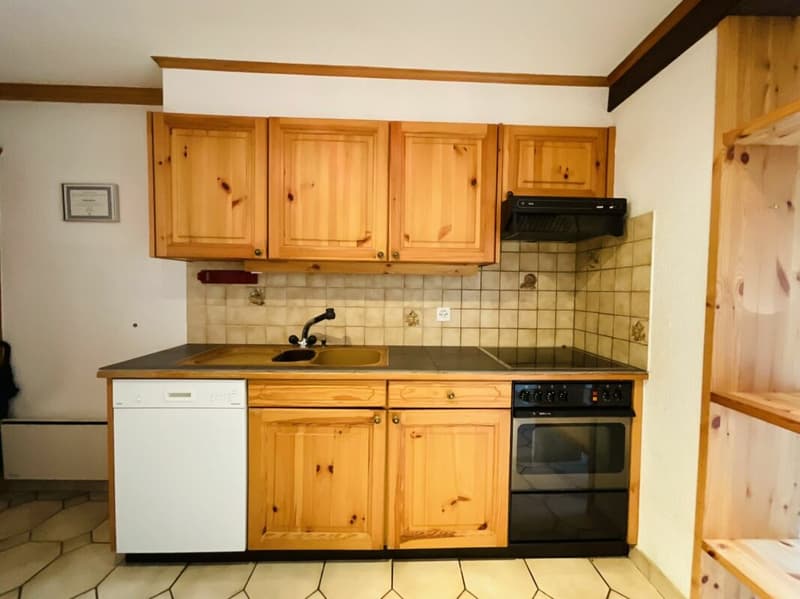 Wohnung mit 2.5 Zimmern zum Verkauf im Dorf Liddes (12)