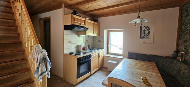 Maison à vendre au coeur du village de Bourg Saint Pierre (4)