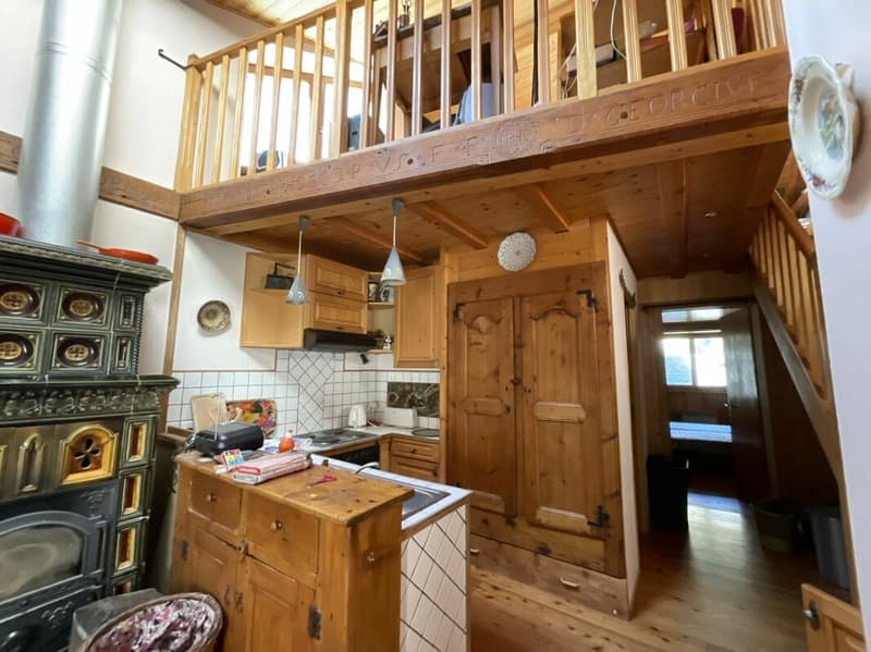 Maison à vendre au coeur du village de Bourg Saint Pierre (6)