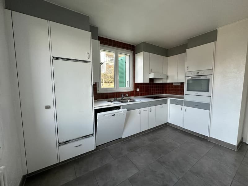 Individual villa - two apartments (5)