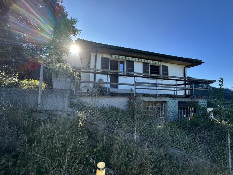 Individual family villa with panoramic view (2)