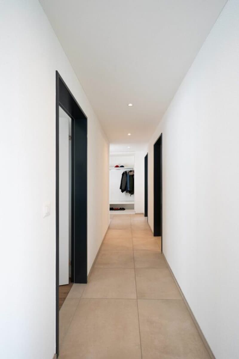 Modern apartment in a quiet location with fantastic views (7)