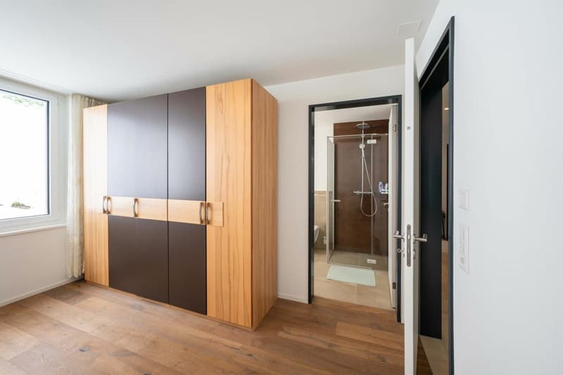 Modern apartment in a quiet location with fantastic views (10)