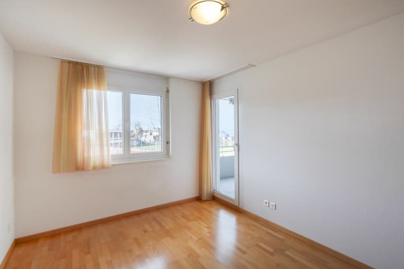 Helle Wohnung mit grossem Balkon und Hobbyraum in familienfreundlichem Quartier (8)