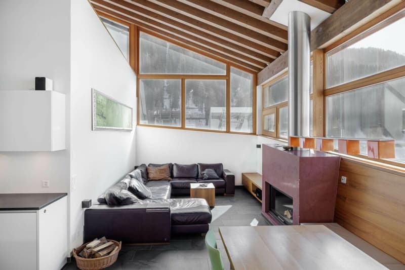 Spacious maisonette holiday apartment near the Samnaun / Ischgl ski resort with large terrace (10)