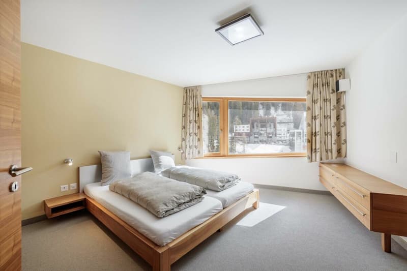 Spacious maisonette holiday apartment near the Samnaun / Ischgl ski resort with large terrace (6)