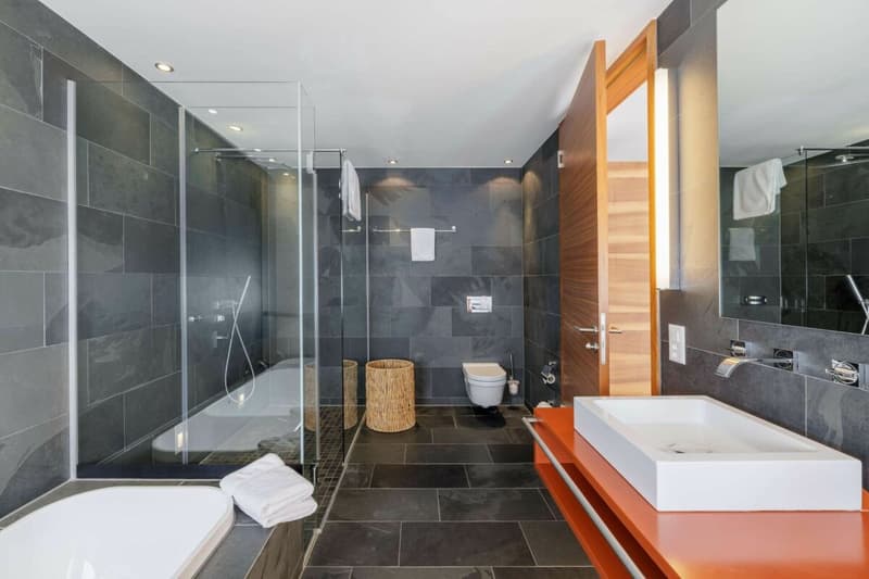 Spacious maisonette holiday apartment near the Samnaun / Ischgl ski resort with large terrace (8)