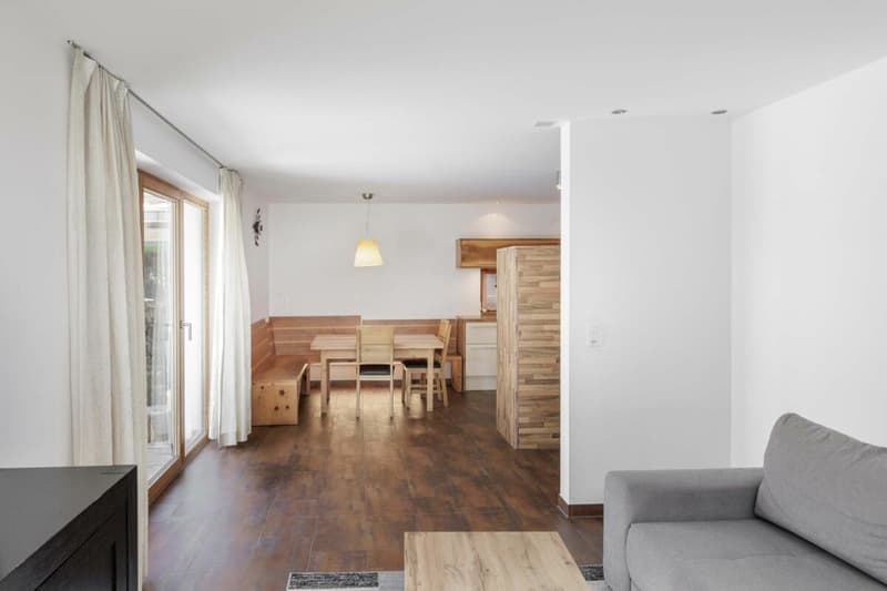 Appartamento di vacanza con area di soggiorno a distanza di cammino dalla stazione sciistica Samnaun/Ischgl (2)