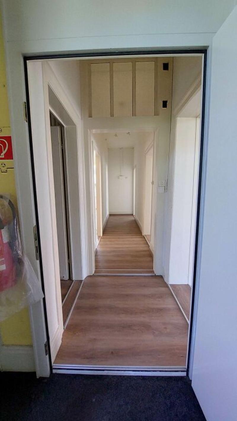 Charming old building apartment with winter garden in central location (11)