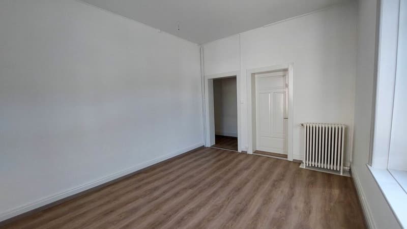 Charming old building apartment with winter garden in central location (9)