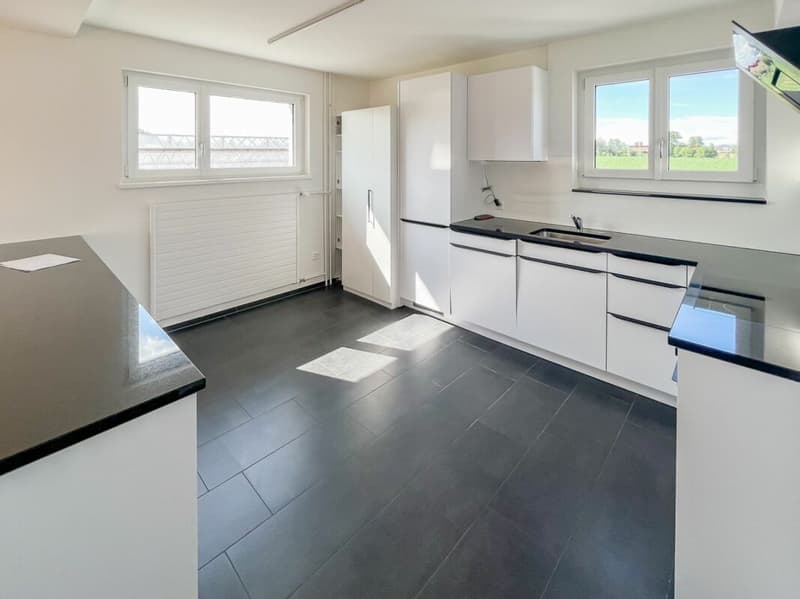 Appartement lumineux dans le vert avec grand balcon (5)