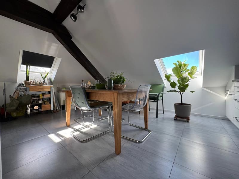 For sale: 3.5-room apartment, 127 m² in Bulle, bright and atypical (2)