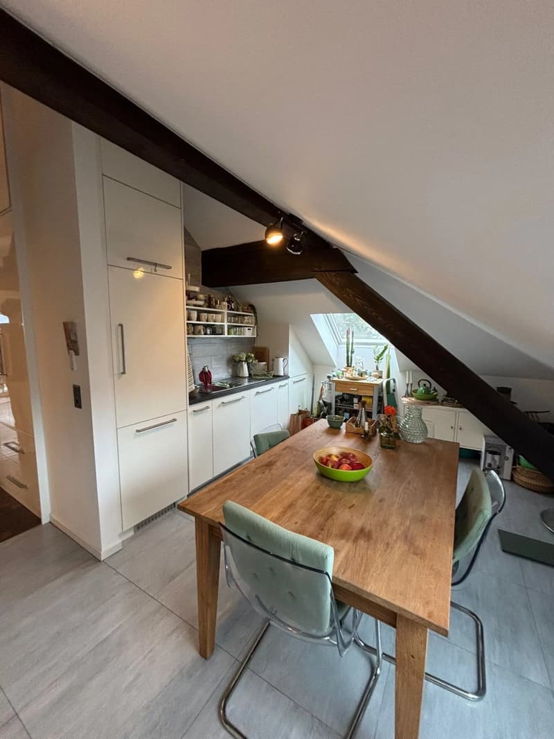 In vendita: appartamento 3,5 locali, 127 m² a Bulle, luminoso e atipico (2)