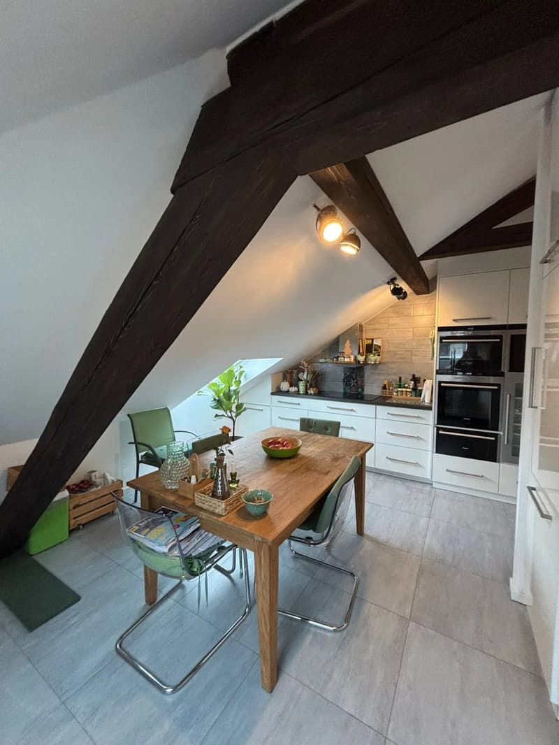 In vendita: appartamento 3,5 locali, 127 m² a Bulle, luminoso e atipico (3)