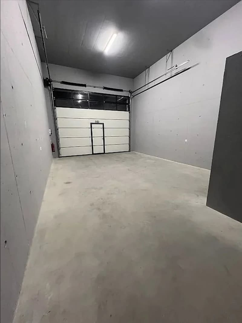 Box moderno e funzionale ? Accesso facile, disponibile immediatamente (4)
