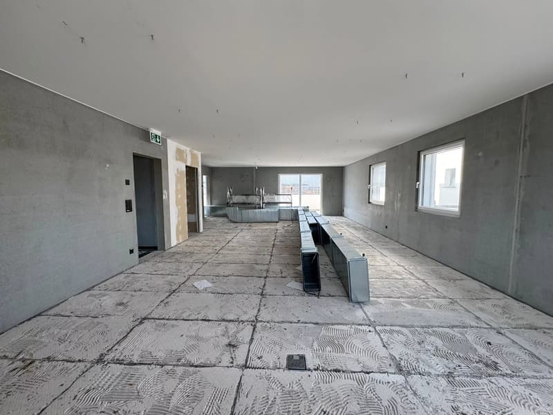 À louer ? Surface administrative neuve de 127 m² (2)