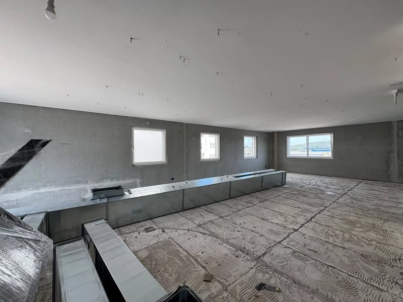 À louer ? Surface administrative neuve de 127 m² (1)
