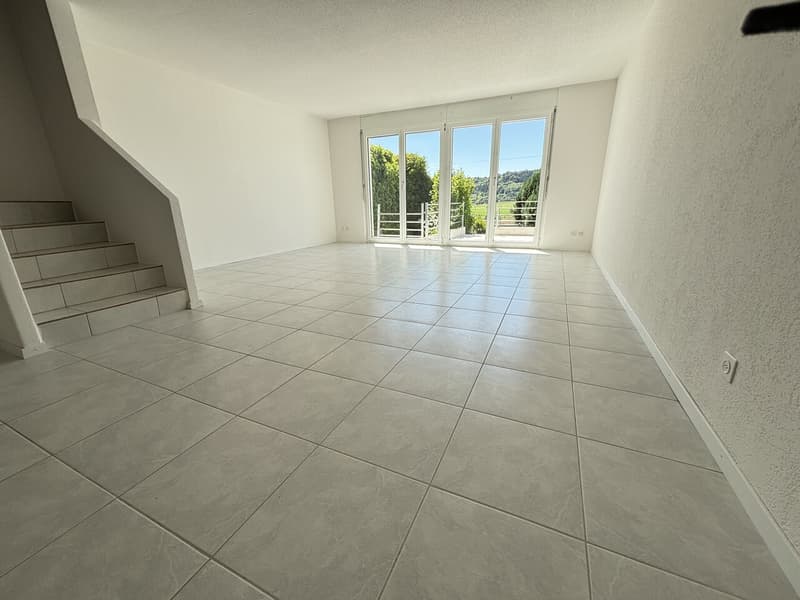 Casa a schiera moderna, fresca di ristrutturazione con 4½ locali e giardino in affitto a Pieterlen (5)