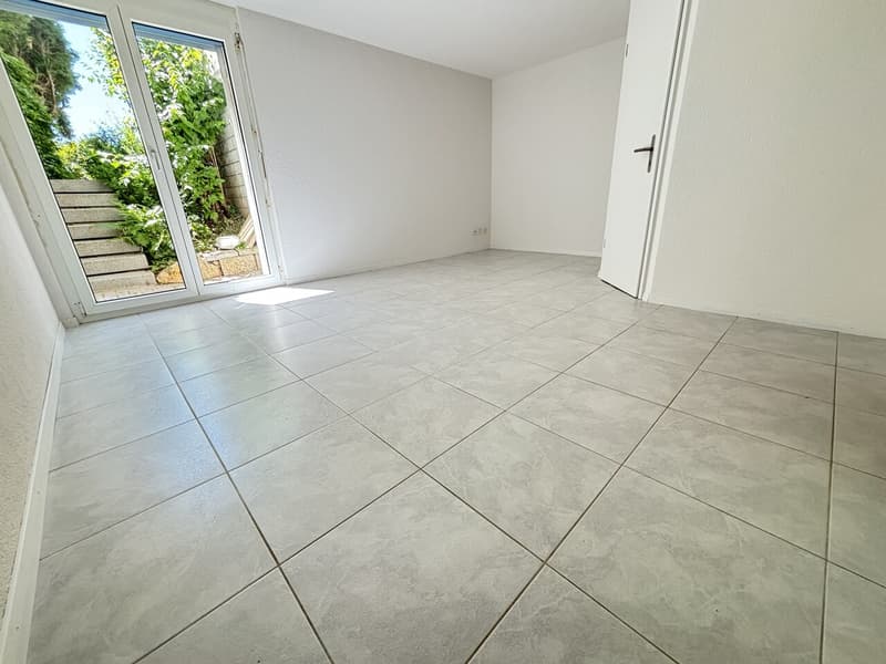 Casa a schiera moderna, fresca di ristrutturazione con 4½ locali e giardino in affitto a Pieterlen (21)