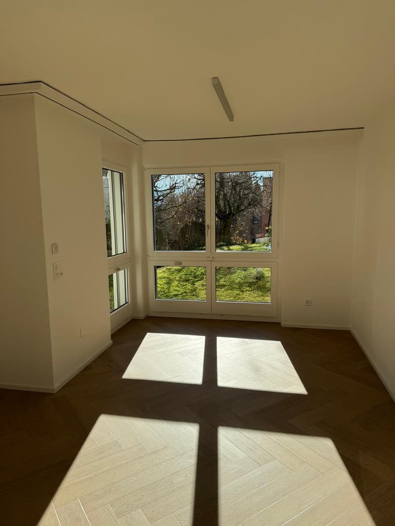 Stylish and high-quality renovated garden apartment in a quiet location (4)