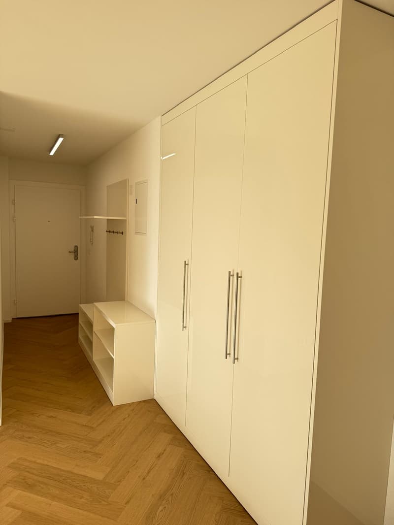 Stylish and high-quality renovated garden apartment in a quiet location (8)