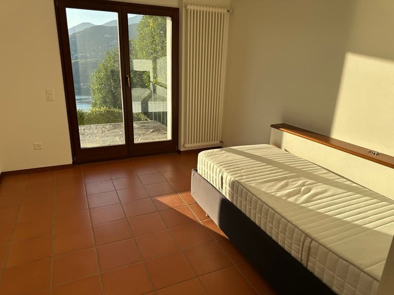 Villa con piscina e vista lago 180gradi - vendita diretta dal proprietario (16)