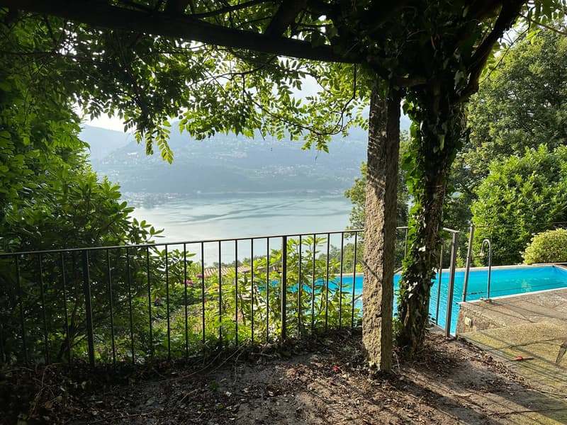 Villa con piscina e vista lago 180gradi - vendita diretta dal proprietario (4)