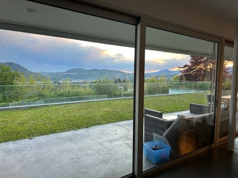 Moderna Villla con vista e piscina (7)