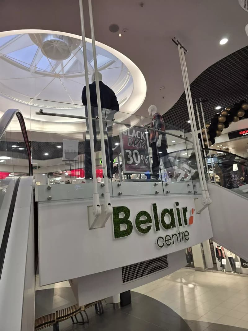 Bella arcata nel centro commerciale Belair (10)
