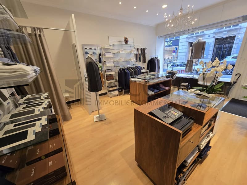 Belle arcade de 82 m² à la rue de la Paix à côté d'Hermès (7)