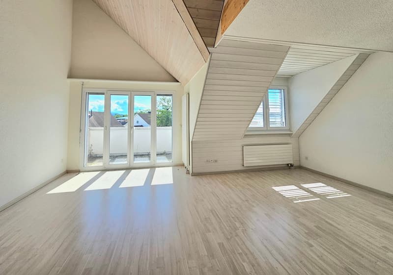 schöne 5.5 - Zimmer Maisonettewohnung (3)