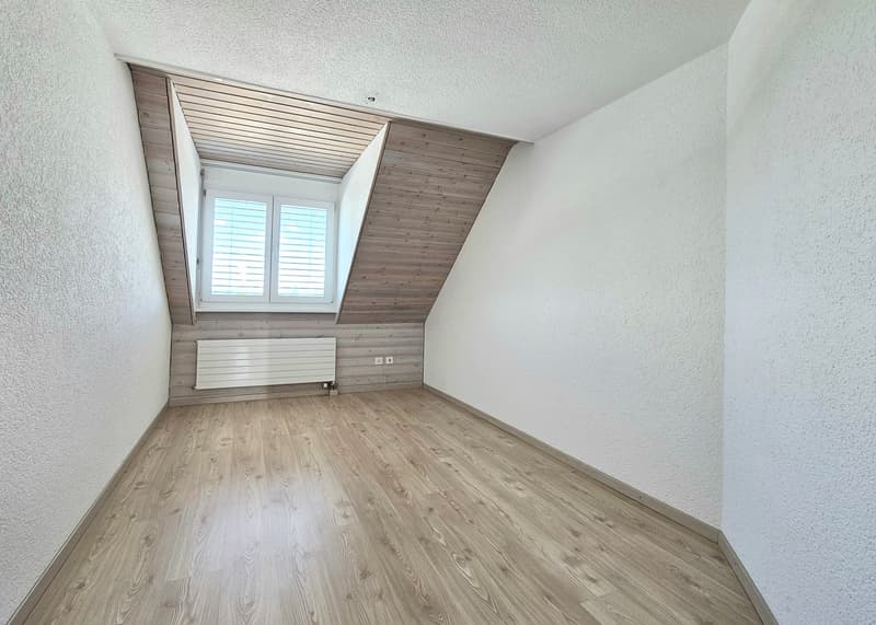 schöne 5.5 - Zimmer Maisonettewohnung (7)