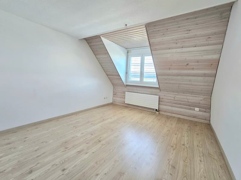 schöne 5.5 - Zimmer Maisonettewohnung (8)