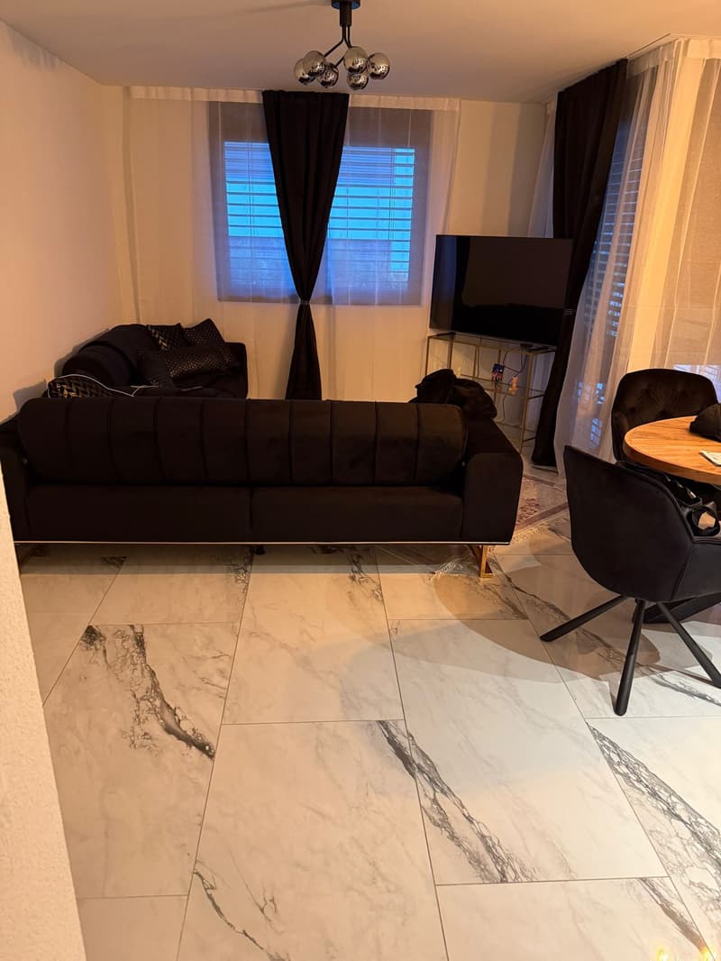 Garden apartment with winter garden, barbecue area and fitness room (3)