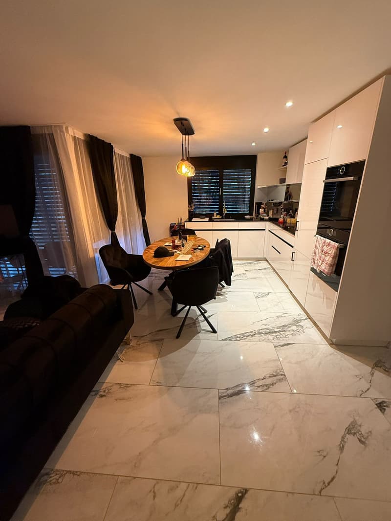 Garden apartment with winter garden, barbecue area and fitness room (2)