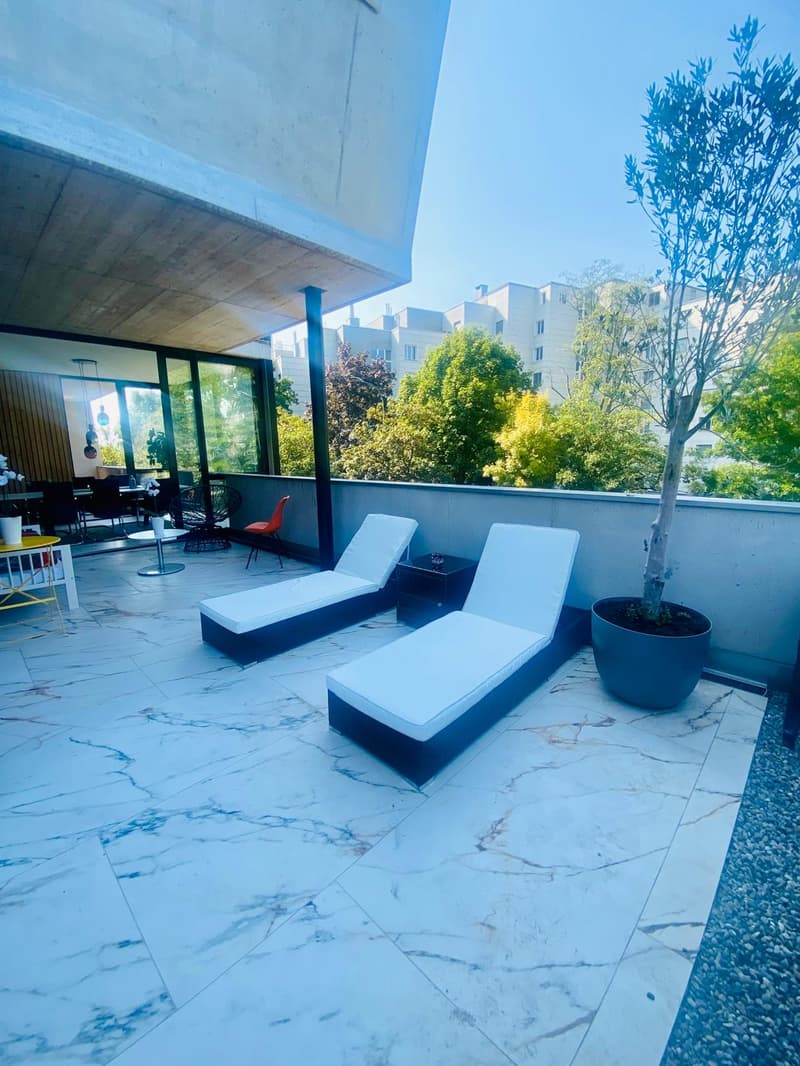 Luxueux avec jardin d'hiver, 2 salles à manger, 2 terrasses & piscine (20)