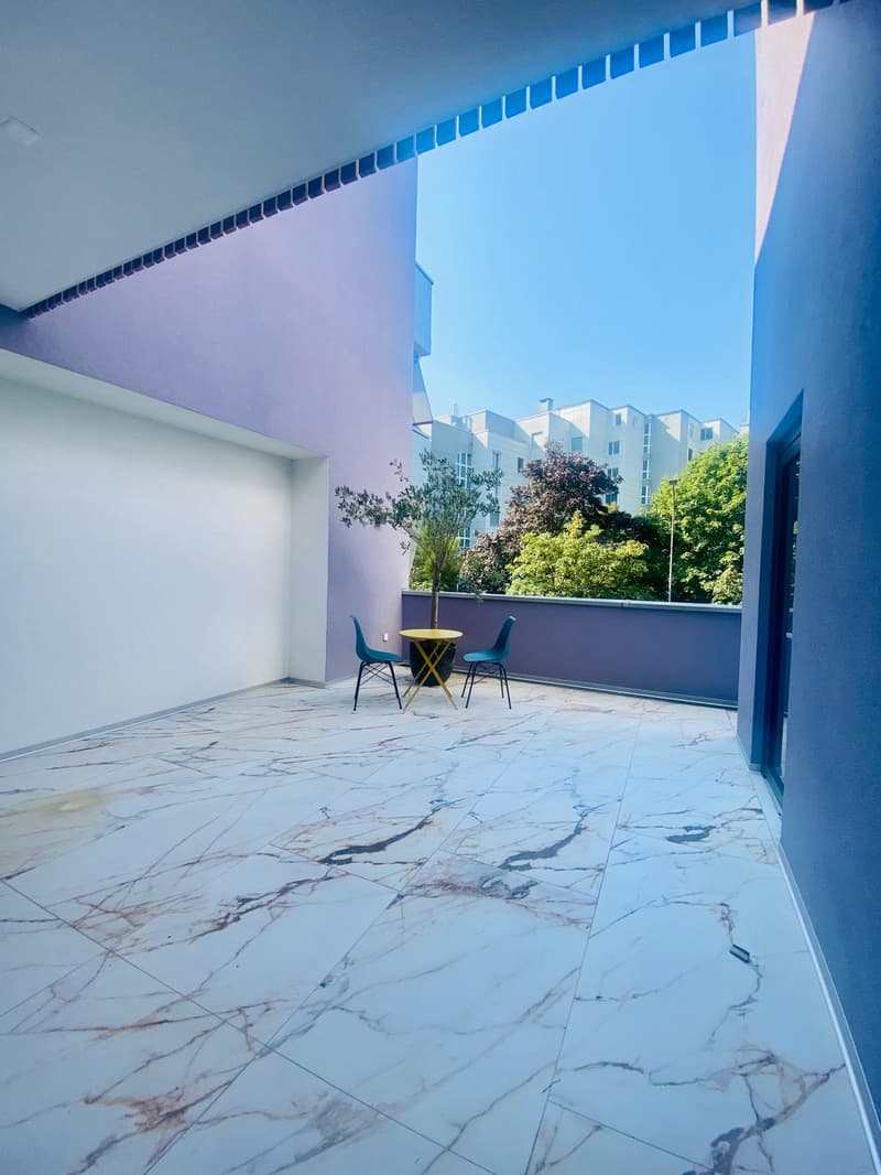 Luxueux avec jardin d'hiver, 2 salles à manger, 2 terrasses & piscine (17)