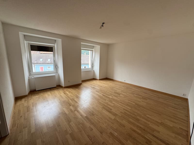 Immeuble de rendement entièrement rénové à Saint-Imier – 5.7% net (11)