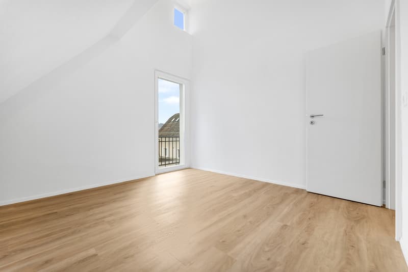 empty room, wooden floor, white walls, glass door, balcony, window