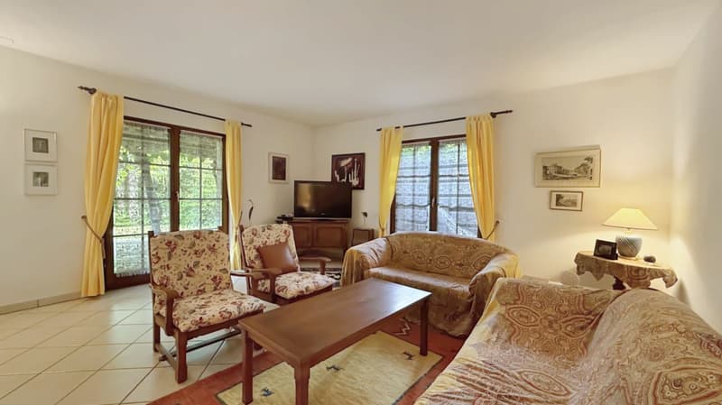 Aurigeno -  Casa nel verde (2)